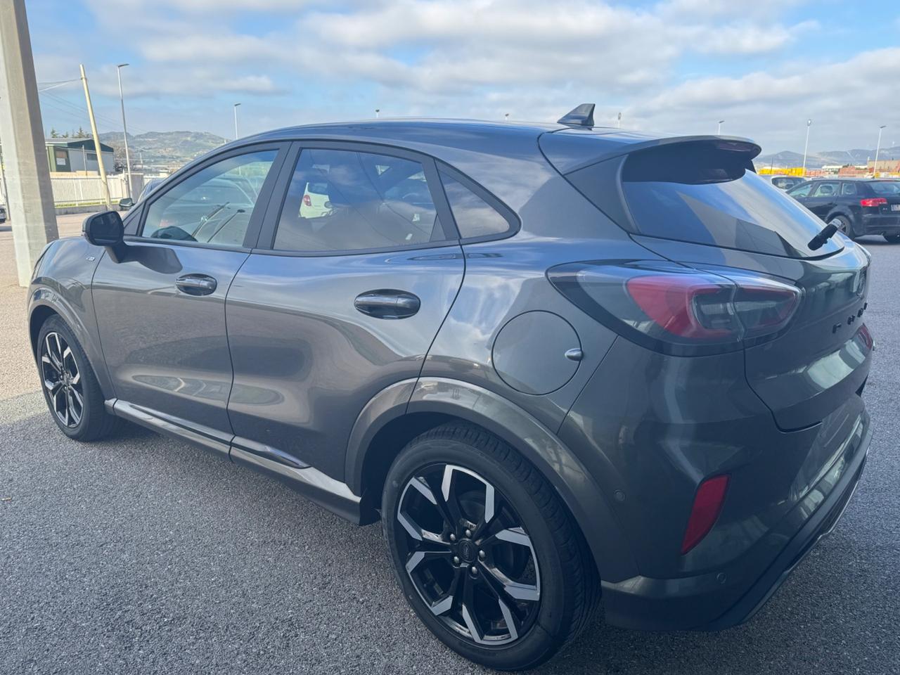 Ford Puma 1.0 EcoBoost Hybrid 125 CV S&S ST-Line