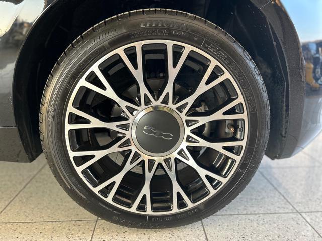 FIAT 500 1.0 Hybrid Dolcevita - CERCHI 16!
