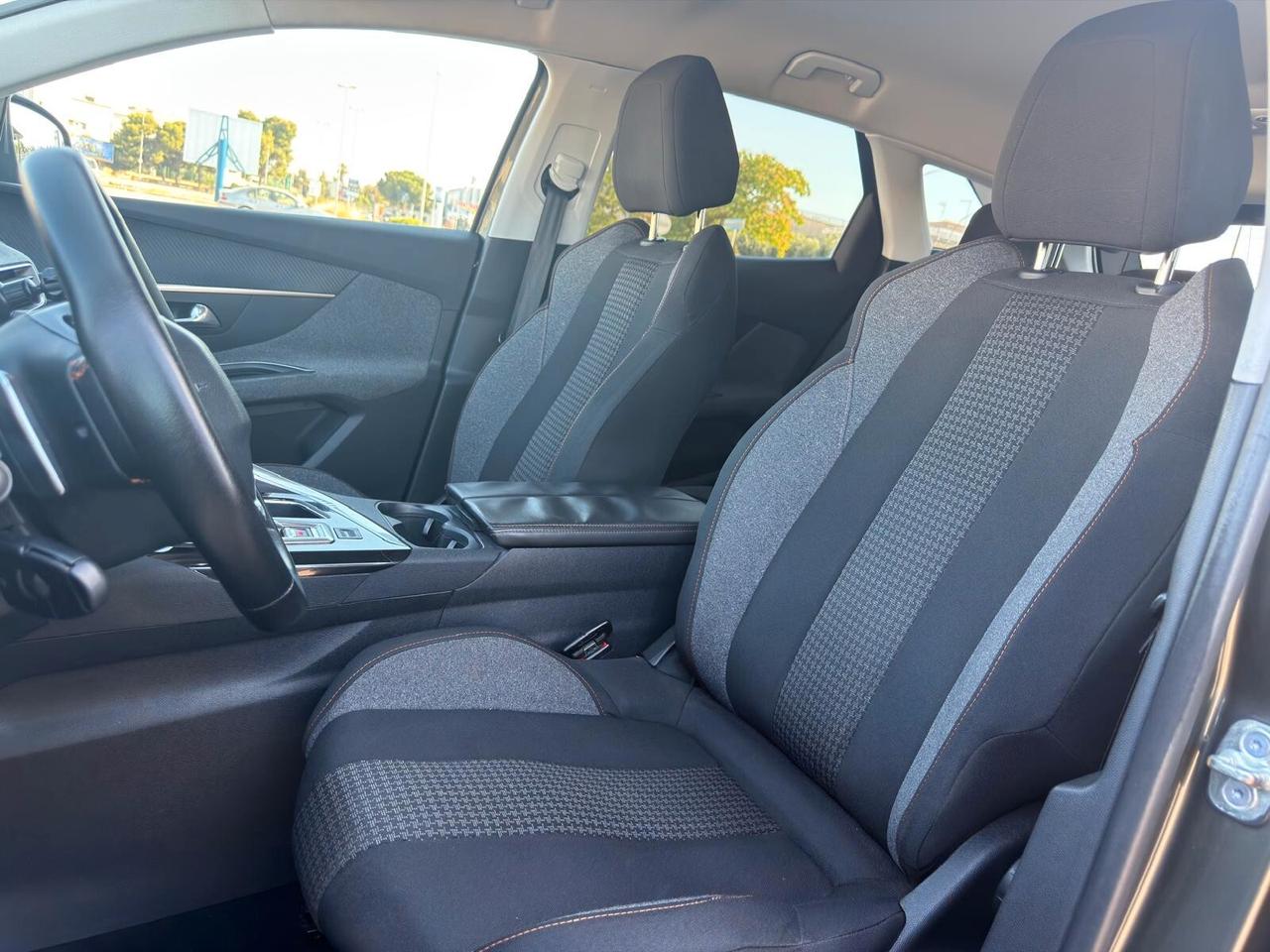 Peugeot 3008 BlueHDi 120 EAT6 S&S Business