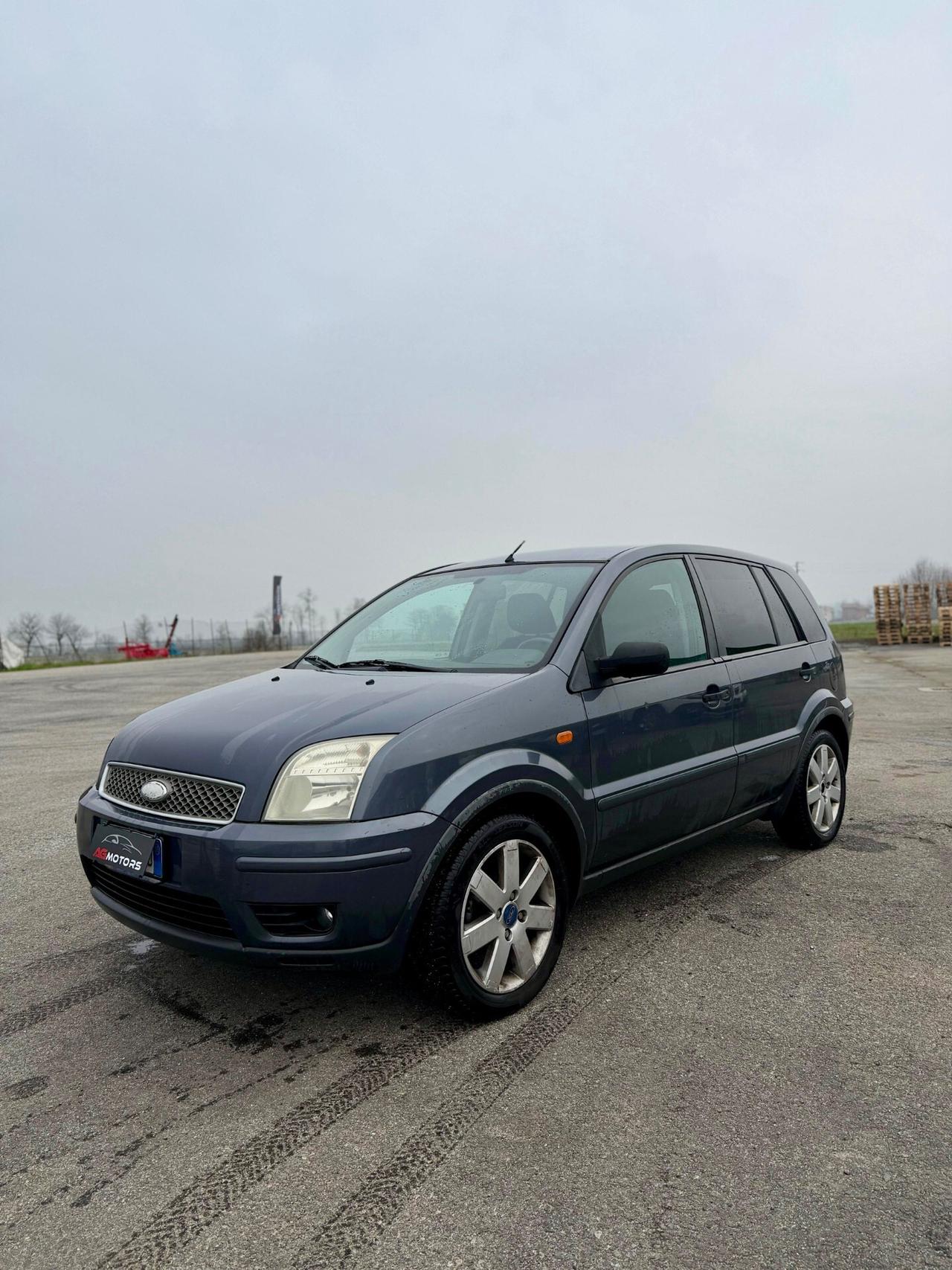 Ford Fusion 1.4 TDCi 5p. Leather