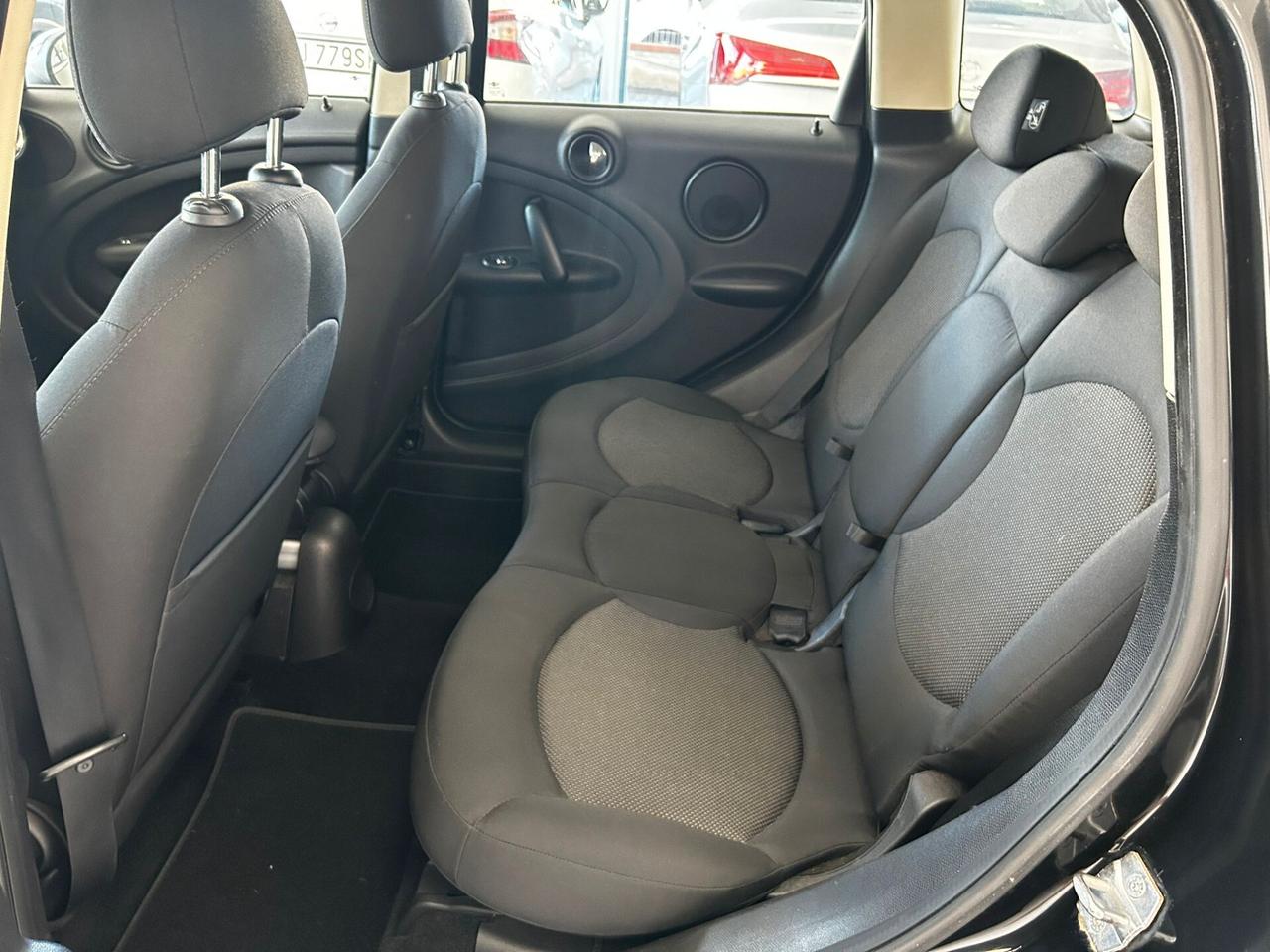 Mini Countryman 1.6D X NEOPATENTATI 2014