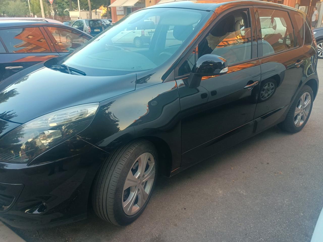 Renault Scenic Scénic 1.5 dCi 110CV Dynamique