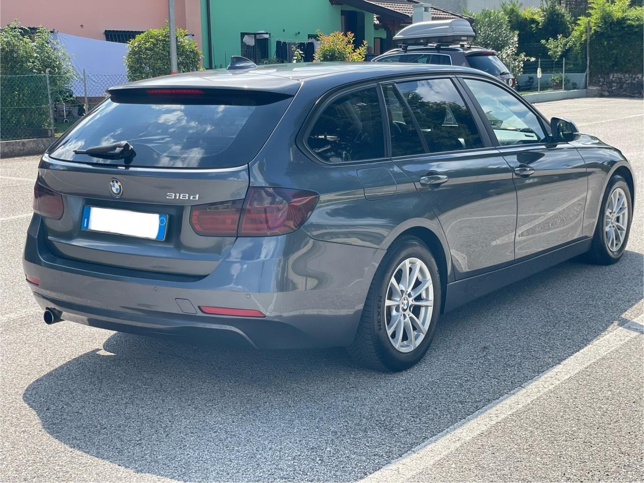 BMW Serie 3 318D TOURING BUSINESS AUT. 143cv 105kw