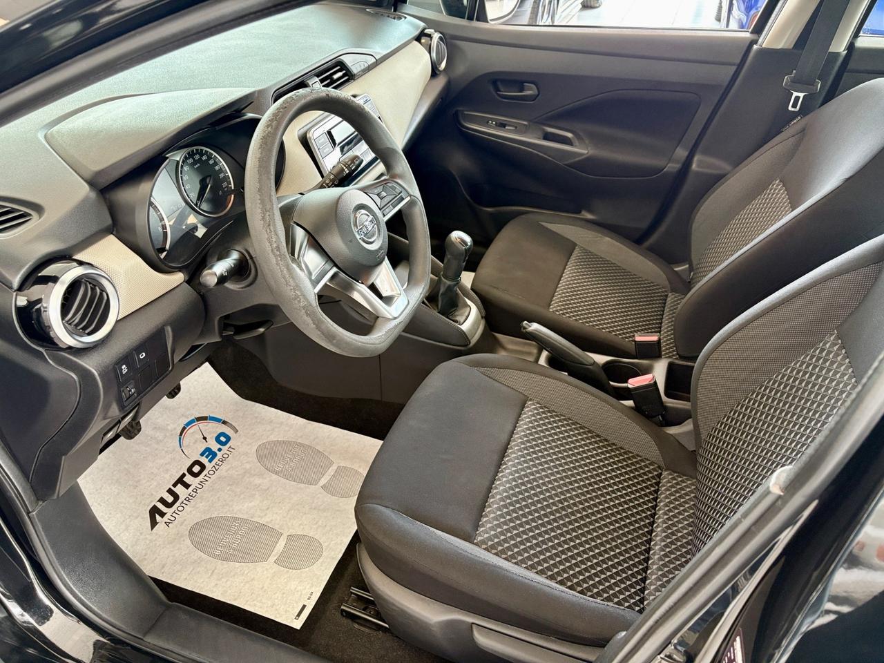 Nissan Micra 1.0L 12V 5 porte Visia+ Neopatentati