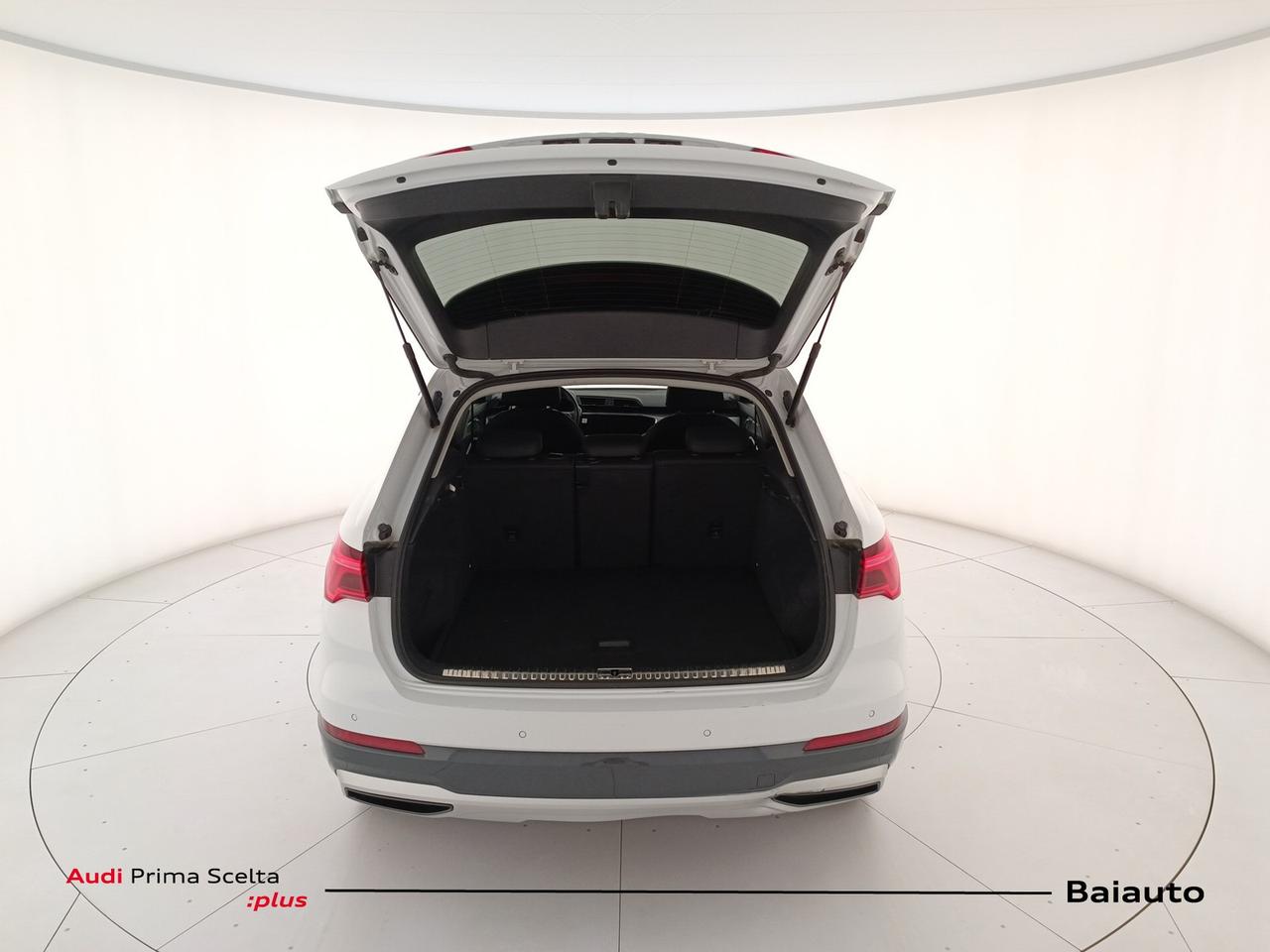 Audi Q3 35 2.0 tdi business advanced s tronic