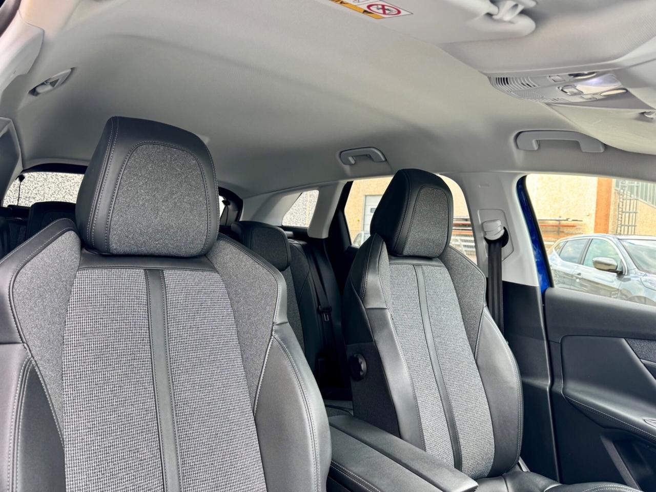 Peugeot 3008 BlueHDi 130 S&S EAT8 Allure