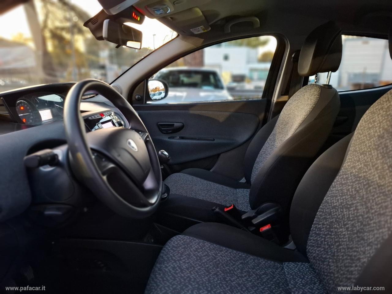 LANCIA Ypsilon 1.0 FireFly 5p.S&S Hybrid Silver