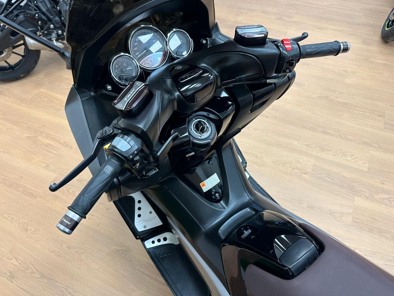 YAMAHA TMAX T MAX T-MAX 500 - 33.000KM DA 99€ AL MESE