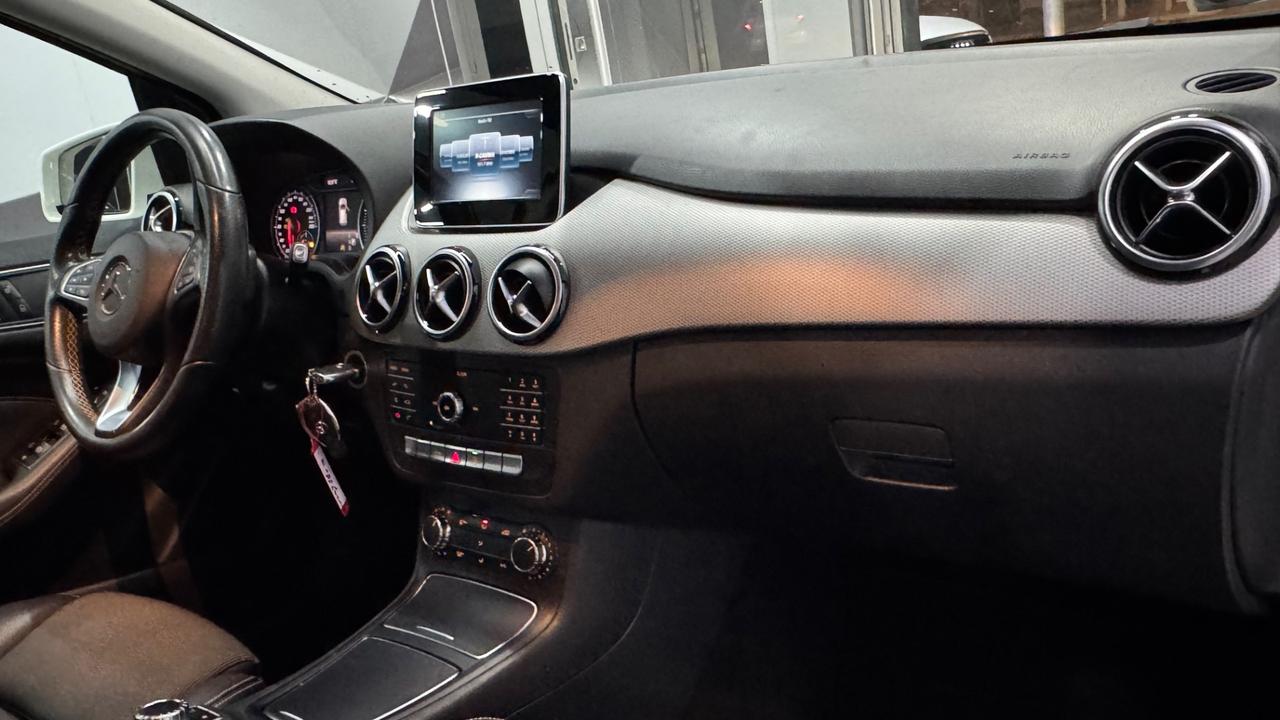 Mercedes-benz B 180 d Automatic Sport-2016