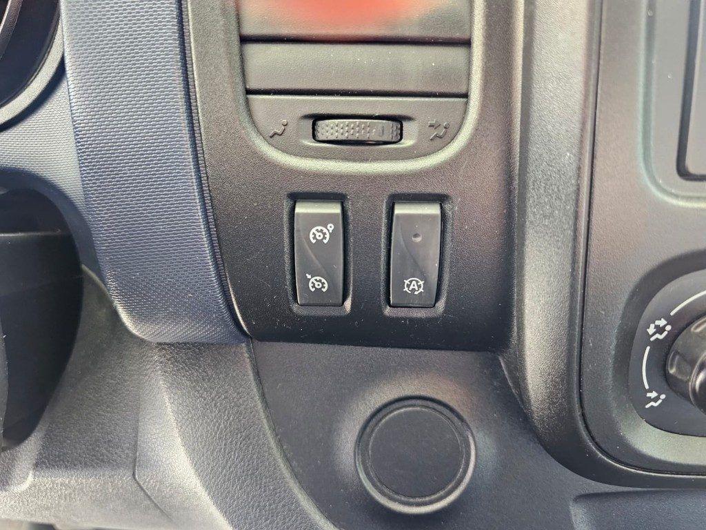 Opel Vivaro 27 1.6 BiTurbo Combi 9 posti PASSOLUNGO