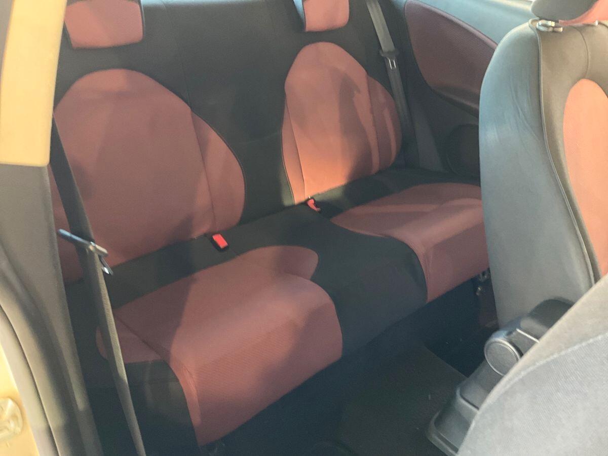 Alfa Romeo MiTo 1.6 JTDm 16V Distinctive Premium Pack