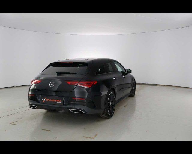 MERCEDES-BENZ CLA 180 Automatic Shooting Brake Premium