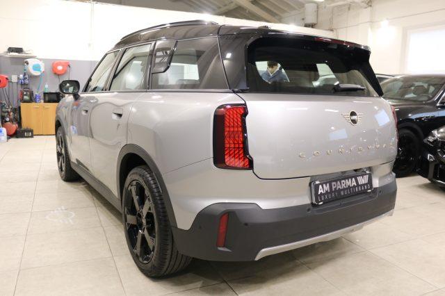 MINI Mini C Essential Countryman