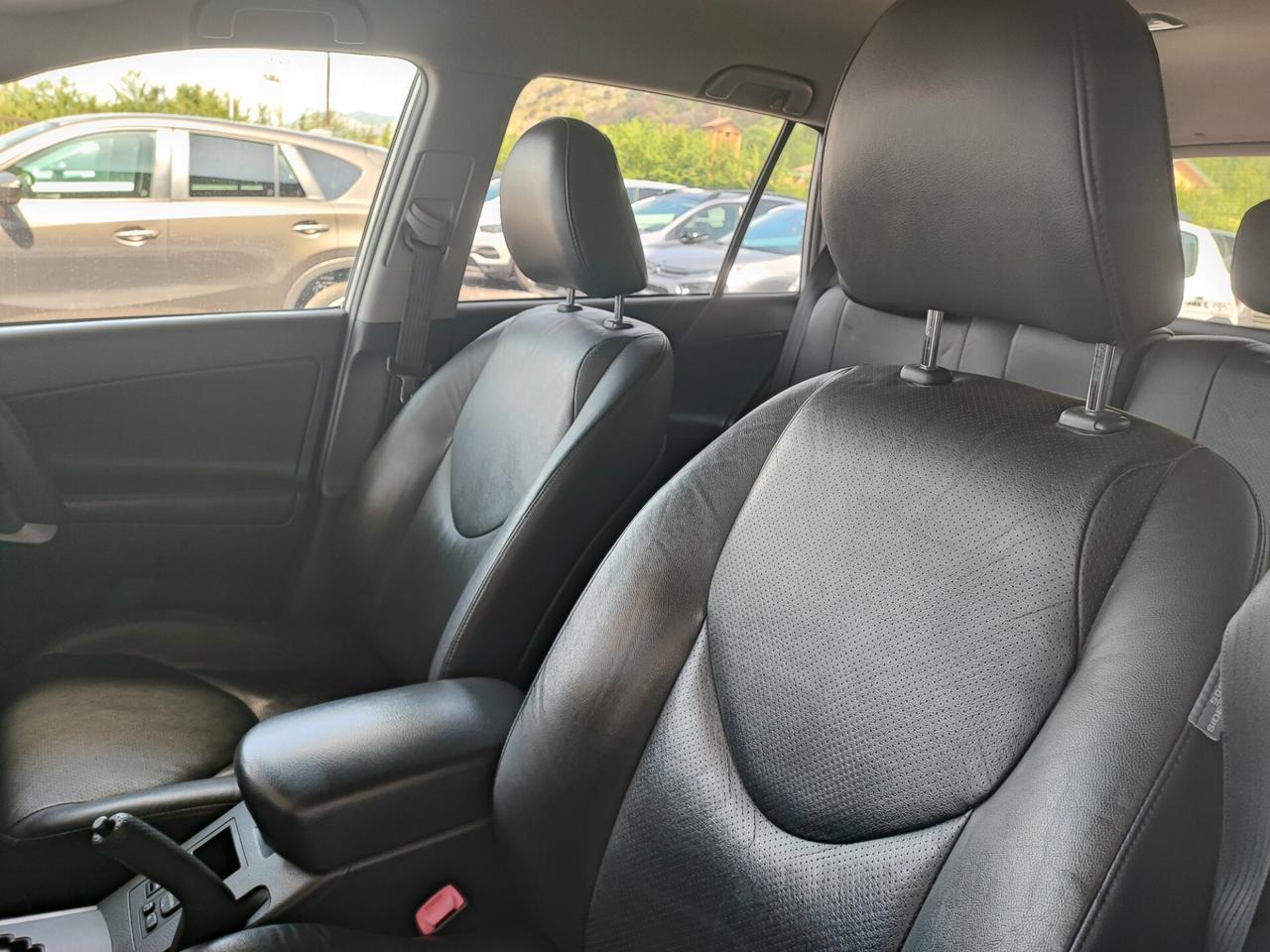 Toyota RAV 4 RAV4 Crossover 2.2 D-Cat A/T 150 CV Luxury
