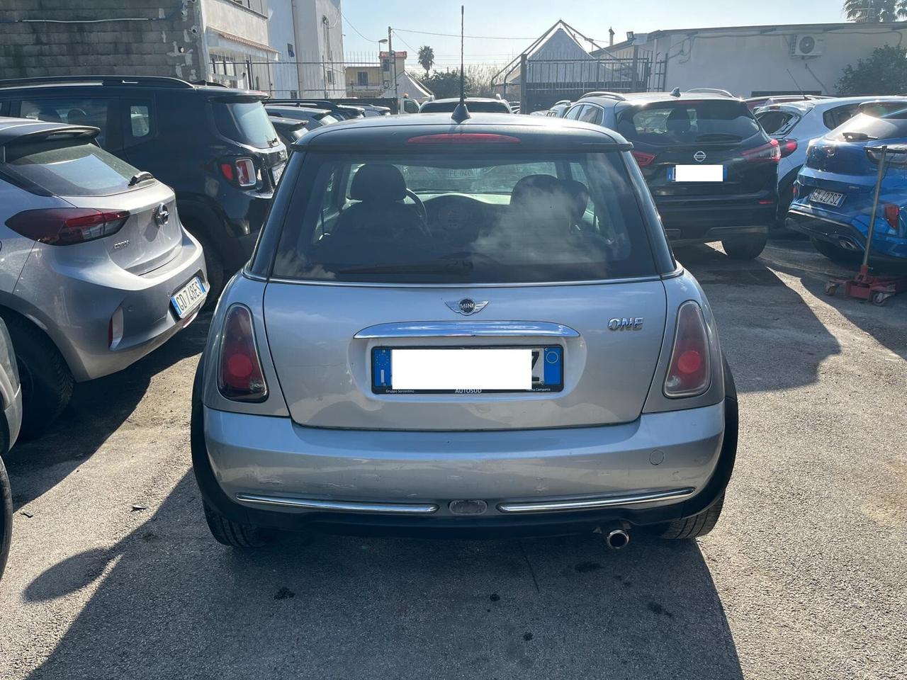 Mini 1.6 16V One de luxe