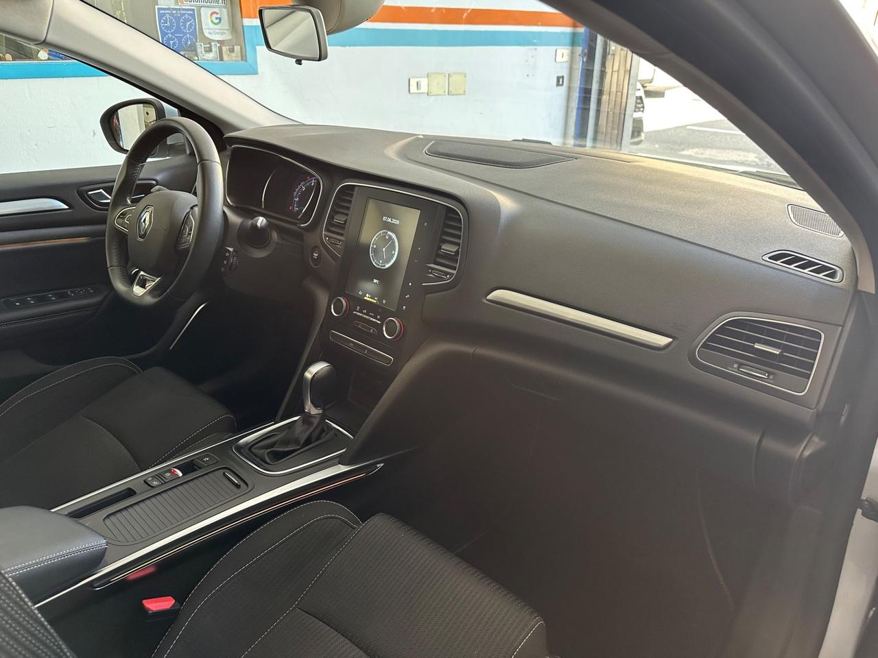 Renault Mégane Sporter TCe 140 CV EDC Intens