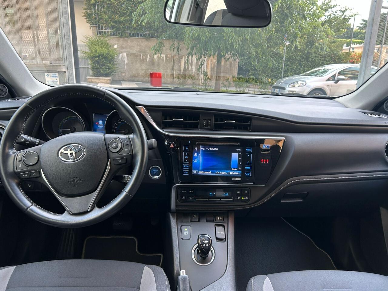 Toyota Auris 1.8 Hybrid Lounge GARANZIA TOYOTA