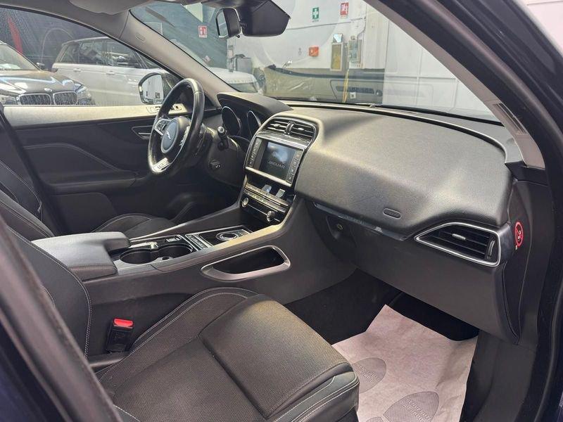 Jaguar F-Pace F-Pace 2.0d Portfolio awd 180cv auto