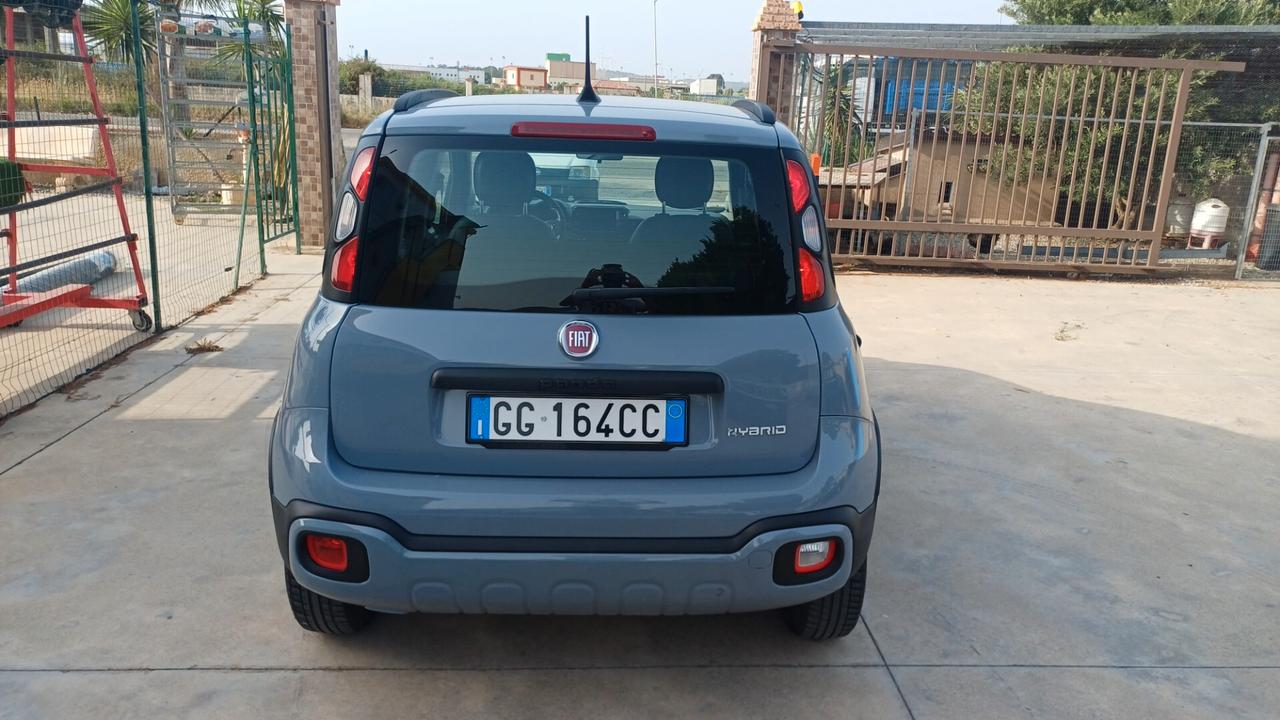 Fiat Panda 1.0 FireFly S&S Hybrid City Cross