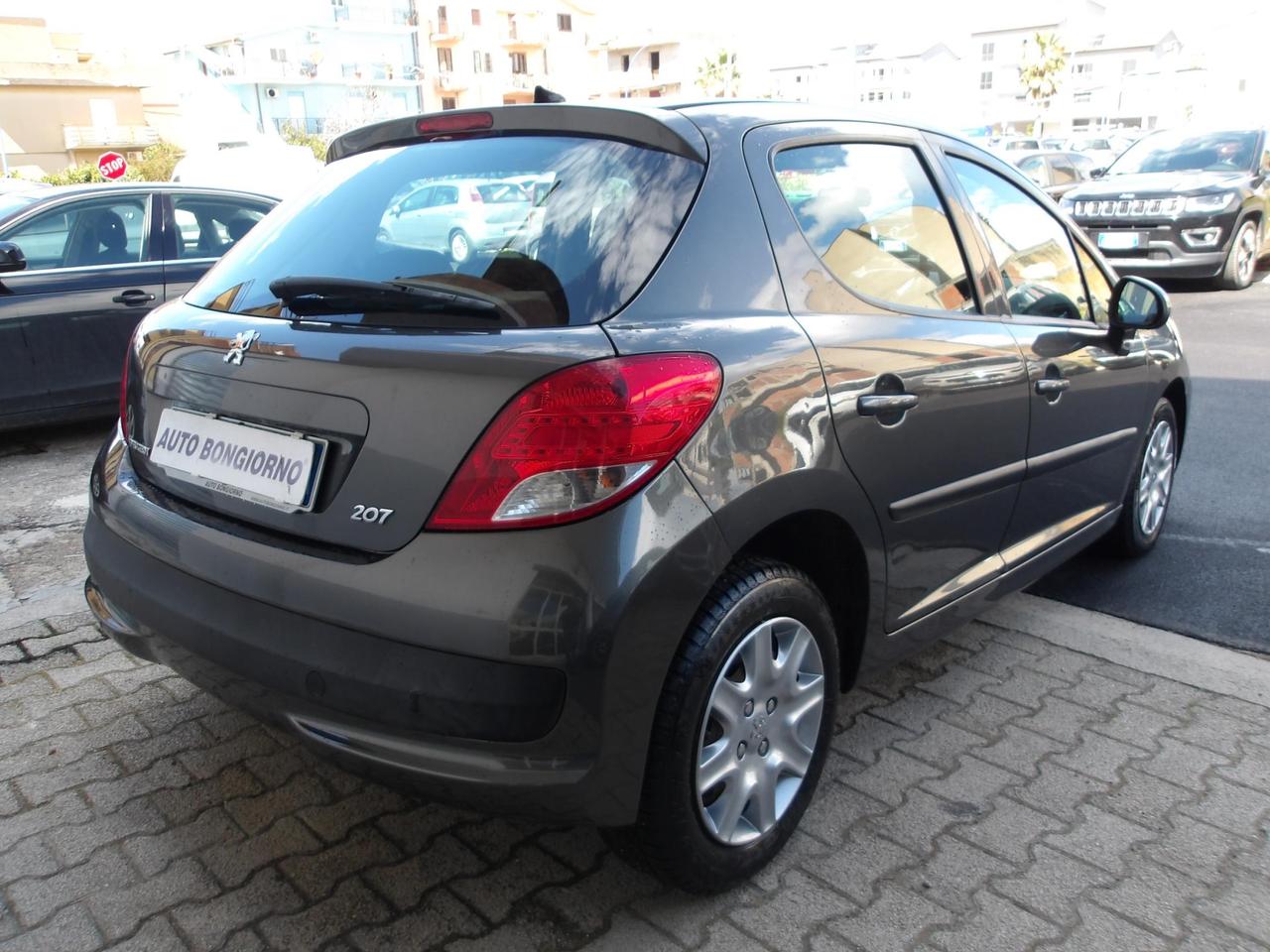 Peugeot 207 5 Porte 207 5p 1.4 vti 16v X-Line FL