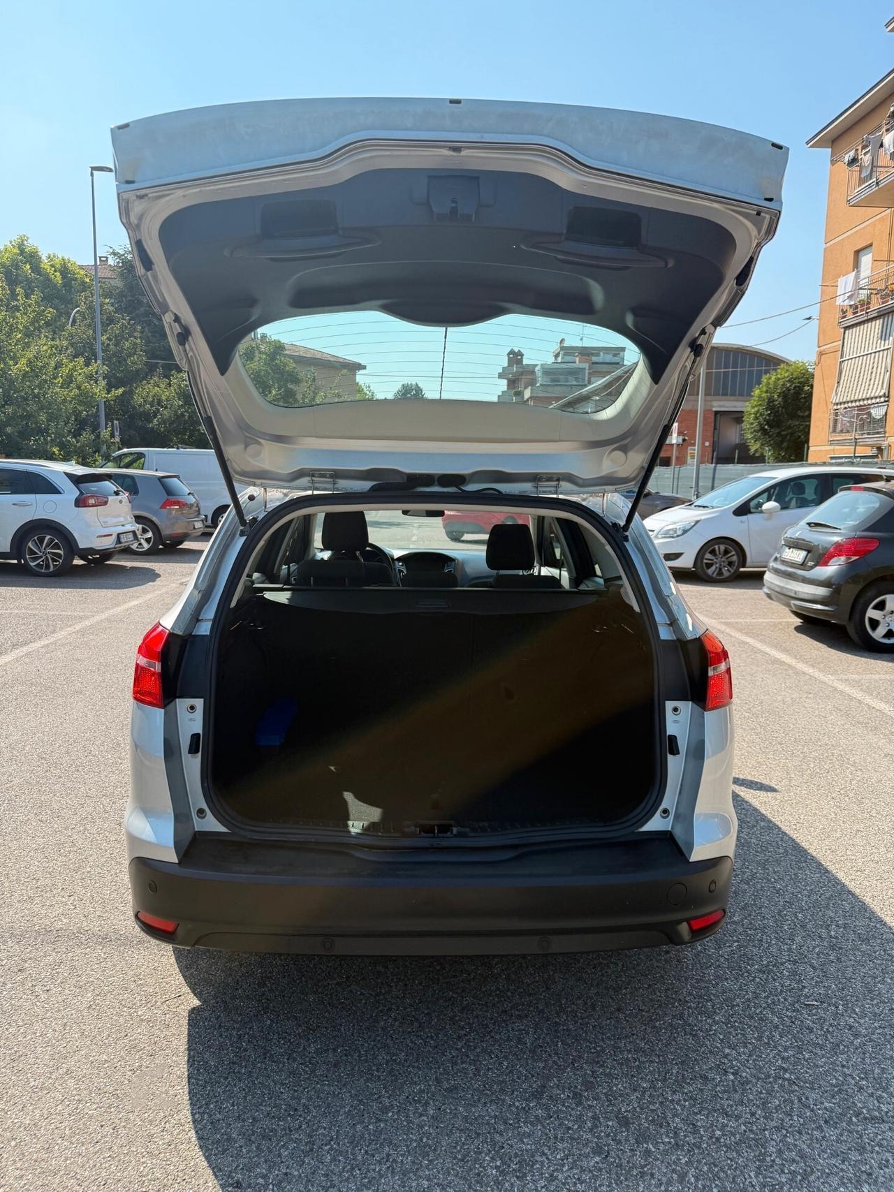 Ford Focus SW 1.5 tdci - NAV. - 12 MESI DI GARANZIA -