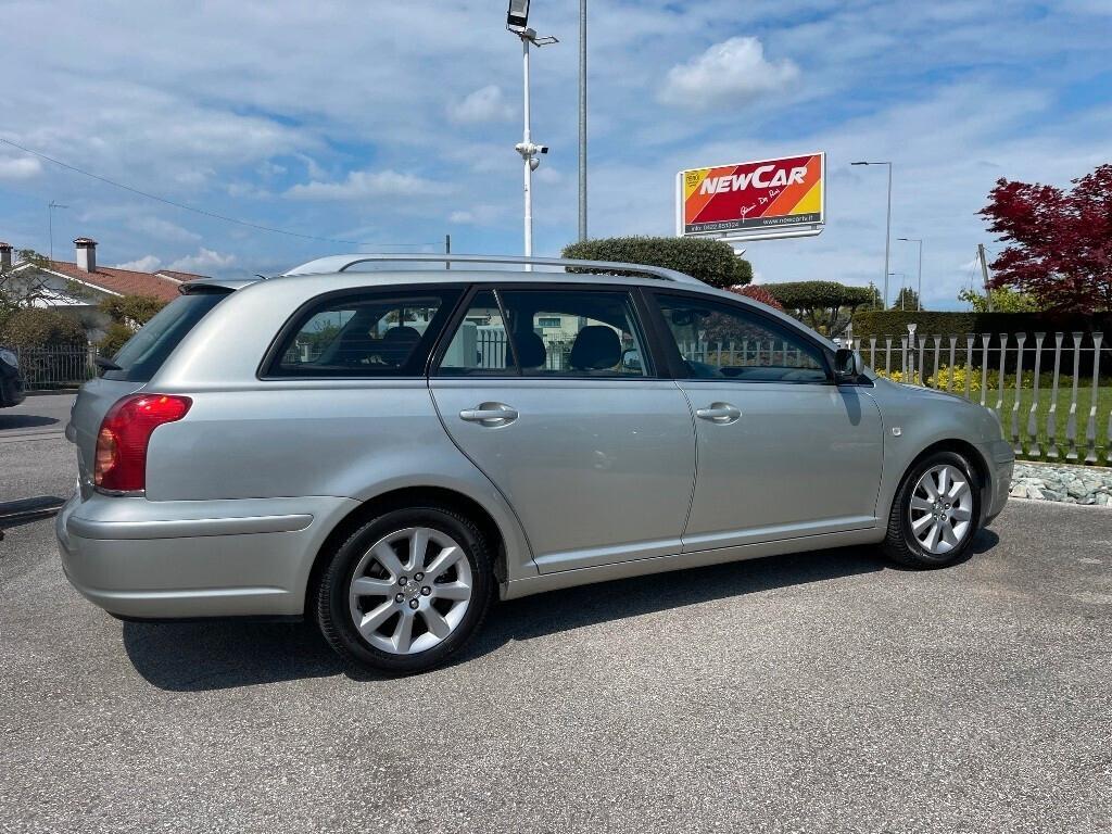 Toyota Avensis 1.8 benzina SW