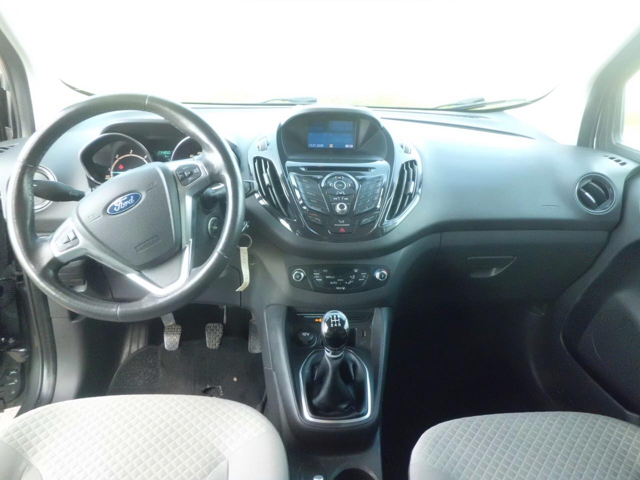 Ford Tourneo Connect Connect7 1.5 TDCi 120 CV Titanium