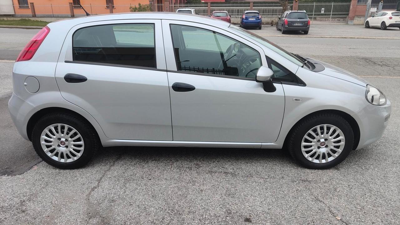 Fiat Punto 1.3 MJT II S&S 95 CV 5 porte Street