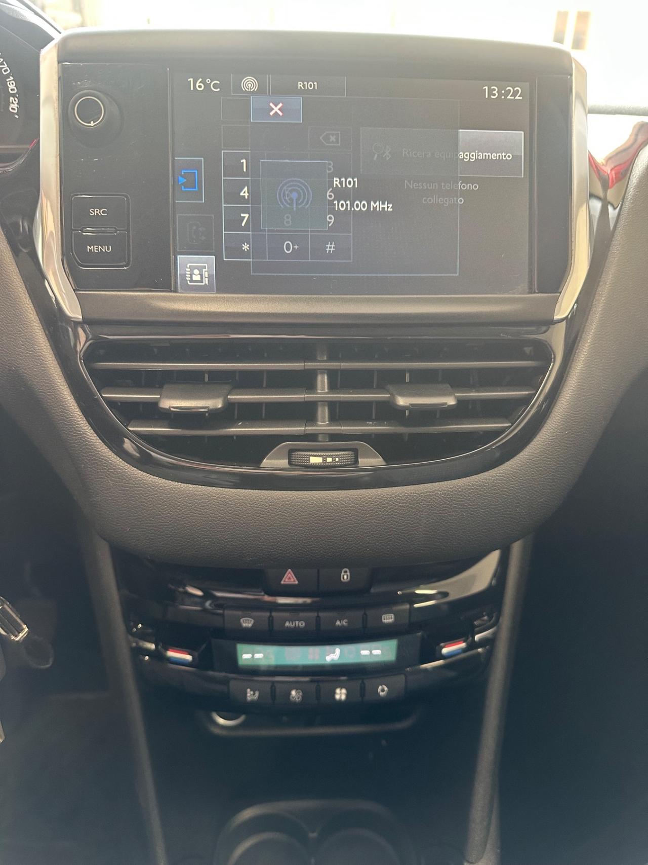 Peugeot 208 BlueHDi 100 3 porte GT Line