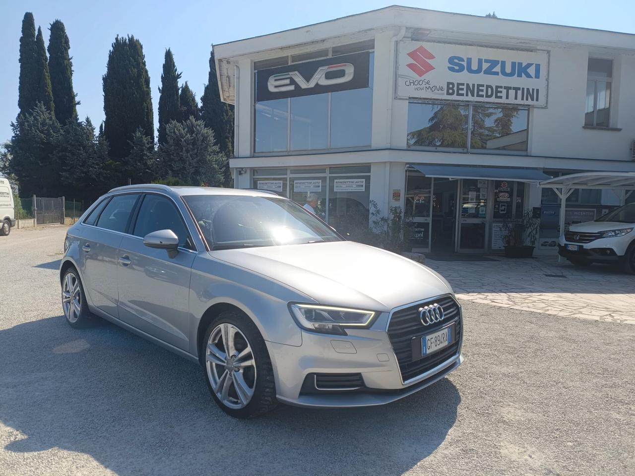 Audi A3 SPB 30 TDI S tronic Pack Sport Tua a 258€ al Mese