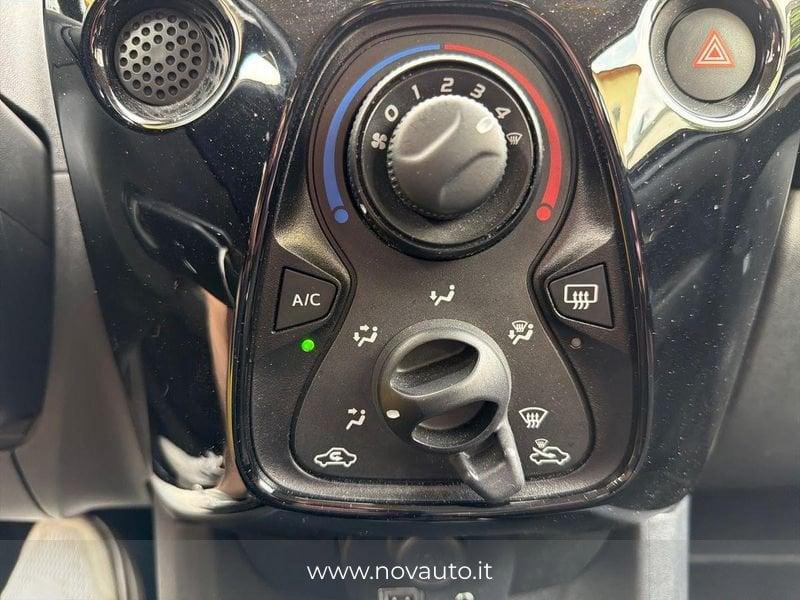 Citroën C1 1.0 VTi72 S&S Shine
