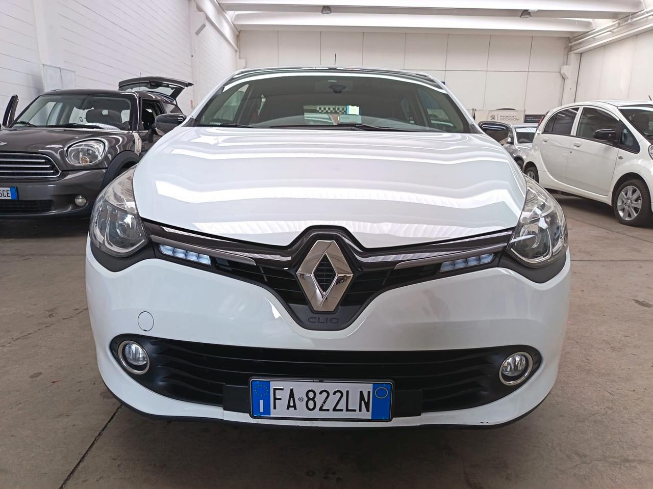 Renault Clio 1.2 75CV 5 DUEL /NEOPATENTATO