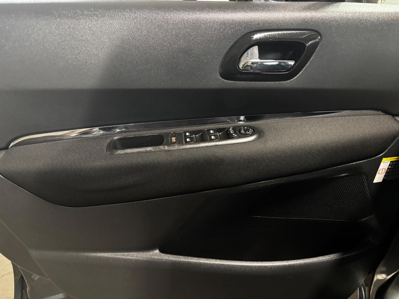 Peugeot 5008 2.0 HDi 7 POSTI BUSINESS