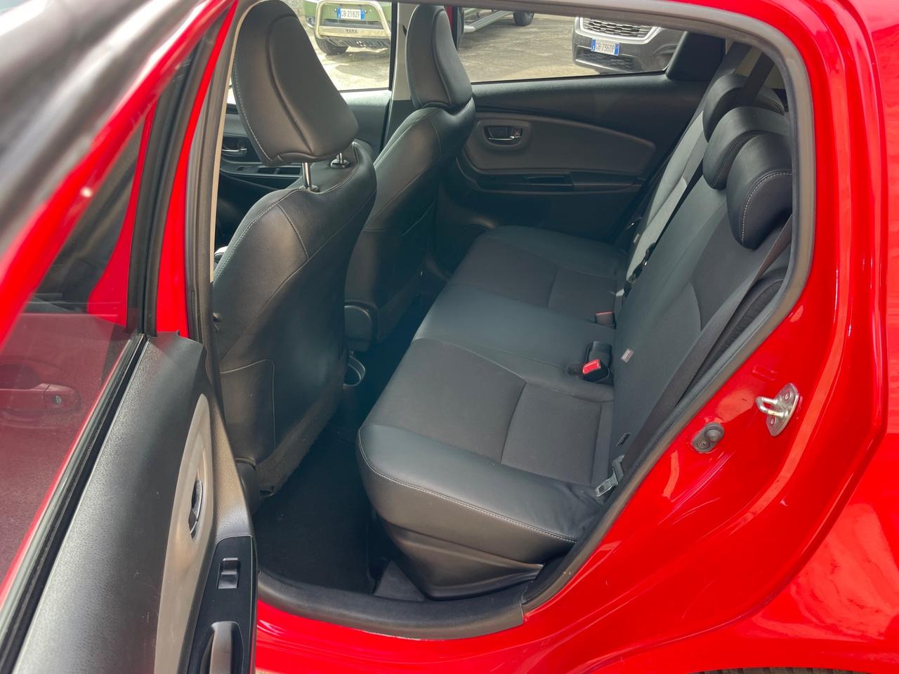 TOYOTA YARIS 1.5 HYBRID 5 PORTE STYLE