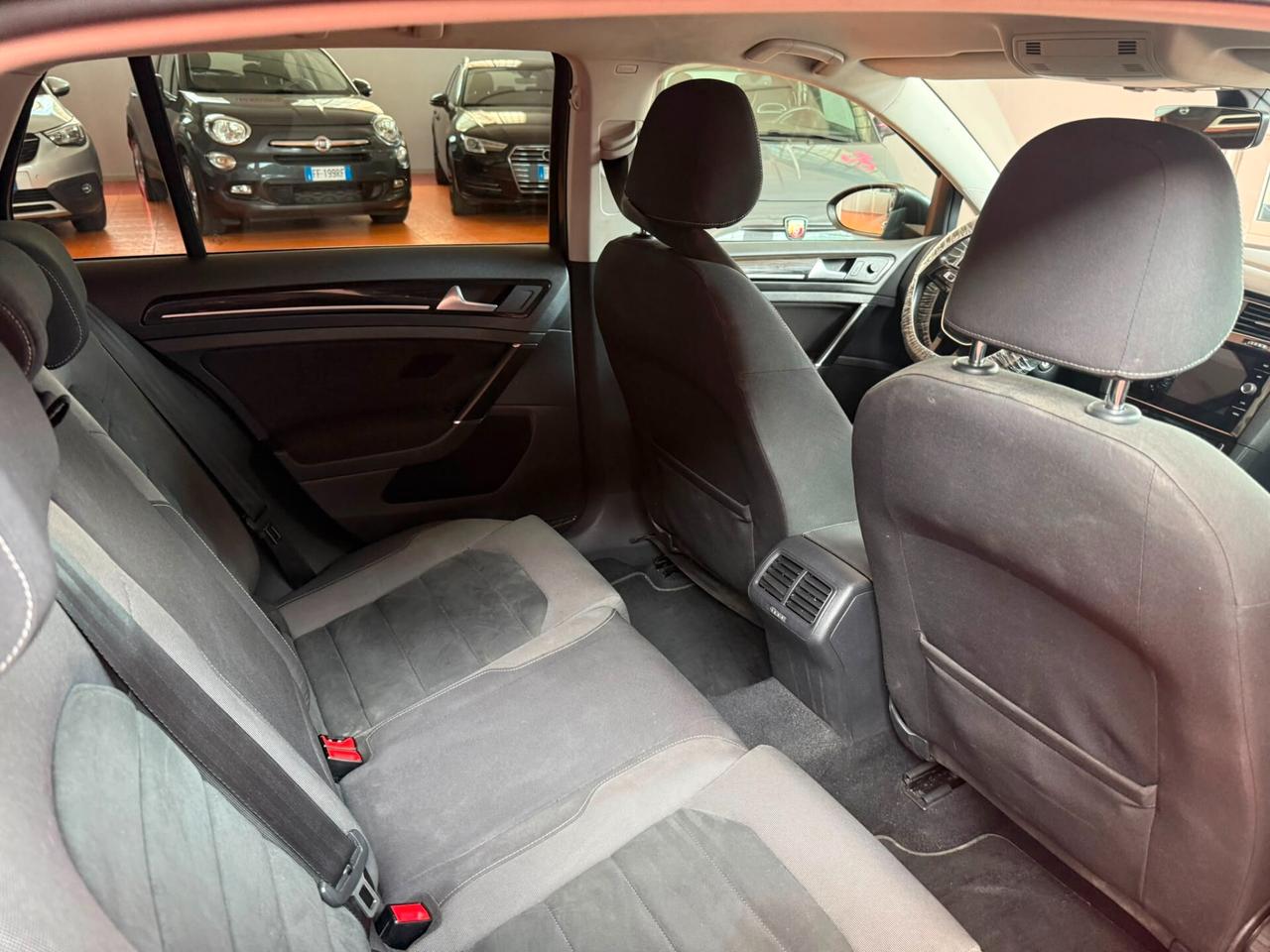 Volkswagen Golf 2.0 TDI 5p. Highline BlueMotion Technology