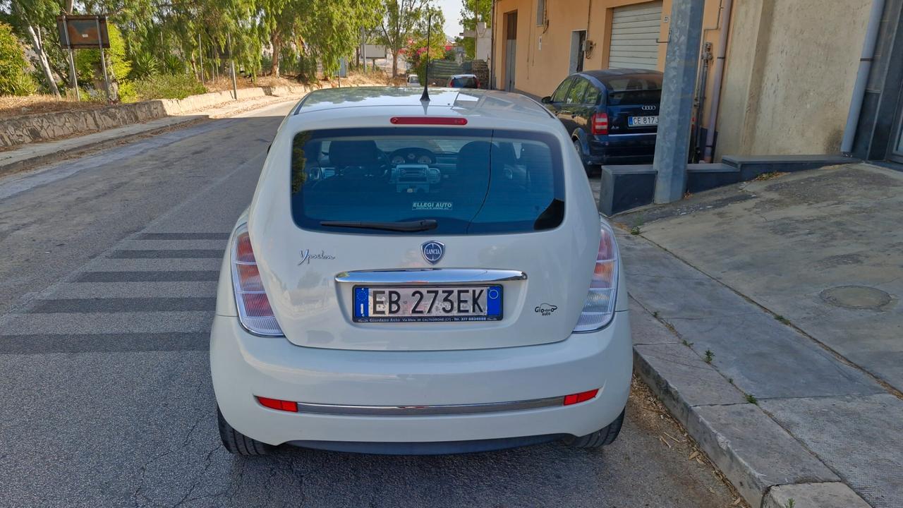 Lancia Ypsilon 1.2 69 CV Diva