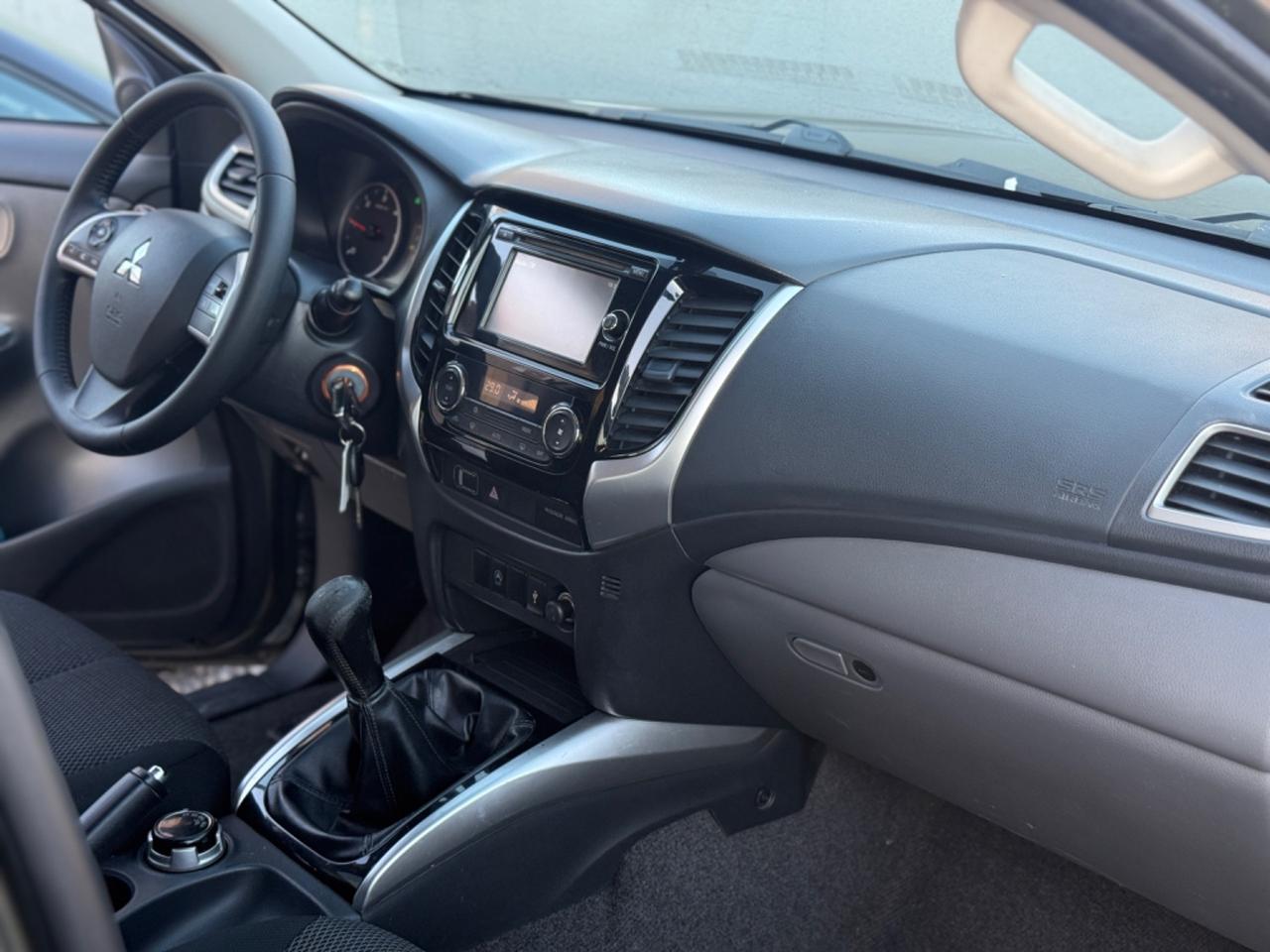 Mitsubishi L200 2.4 DI-D/154CV Double Cab Inform