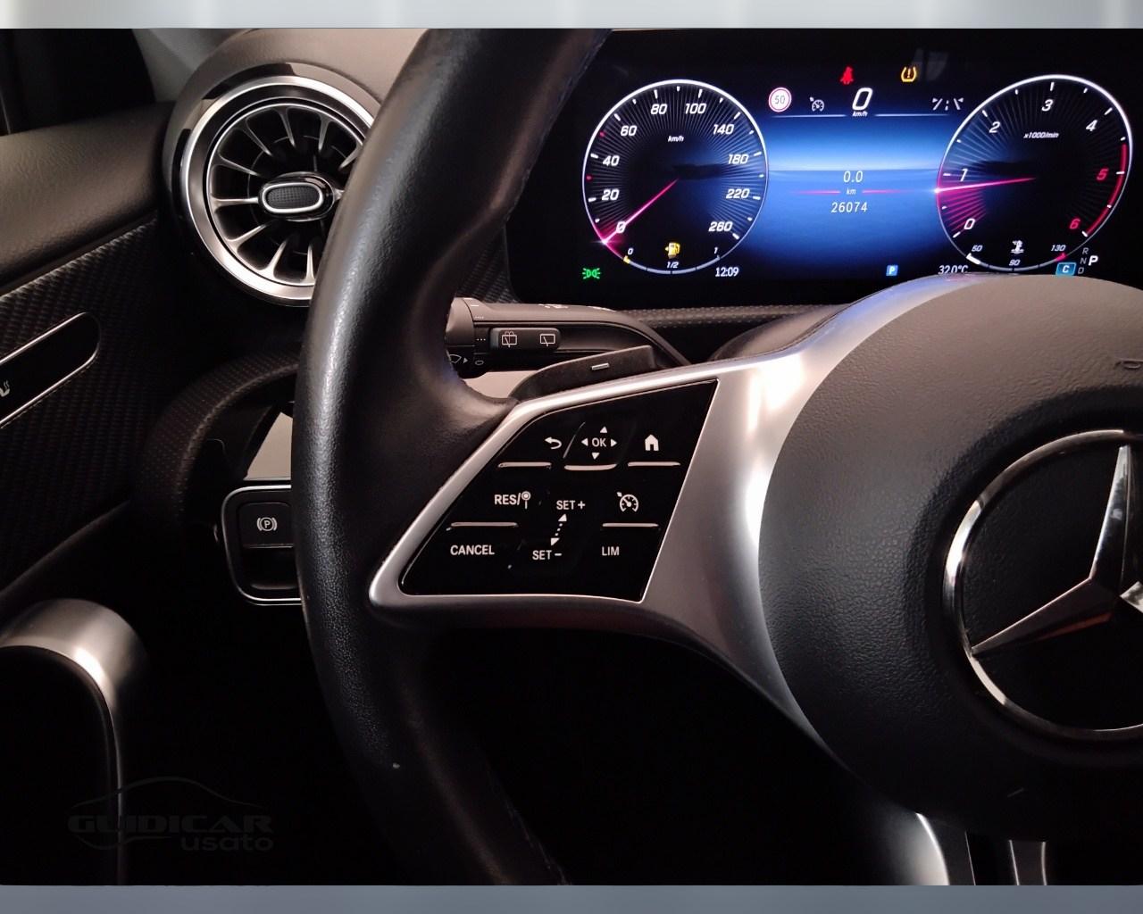 Mercedes-Benz Classe A - W177 2023 - A 180 d Progressive Advanced Plus auto