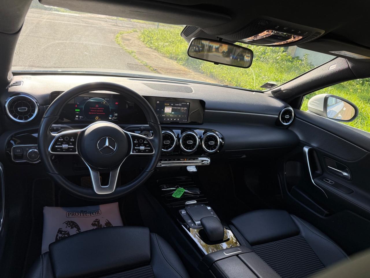 Mercedes-benz A 250 e Automatic EQ-Power Business