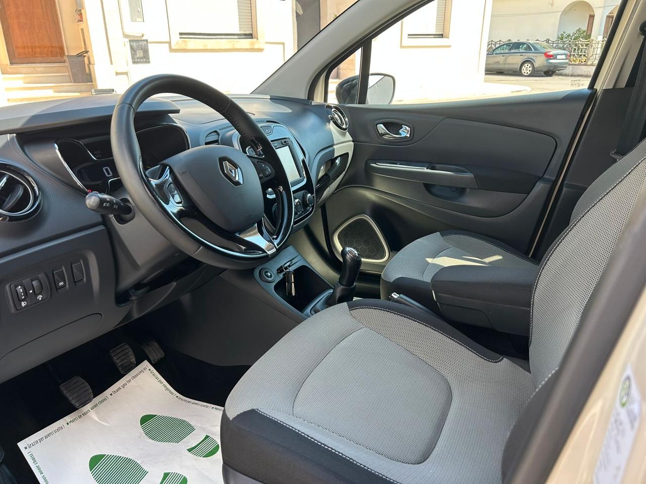 Renault Captur 0.9 TCe 90Cv NAVI Km104.000-2015