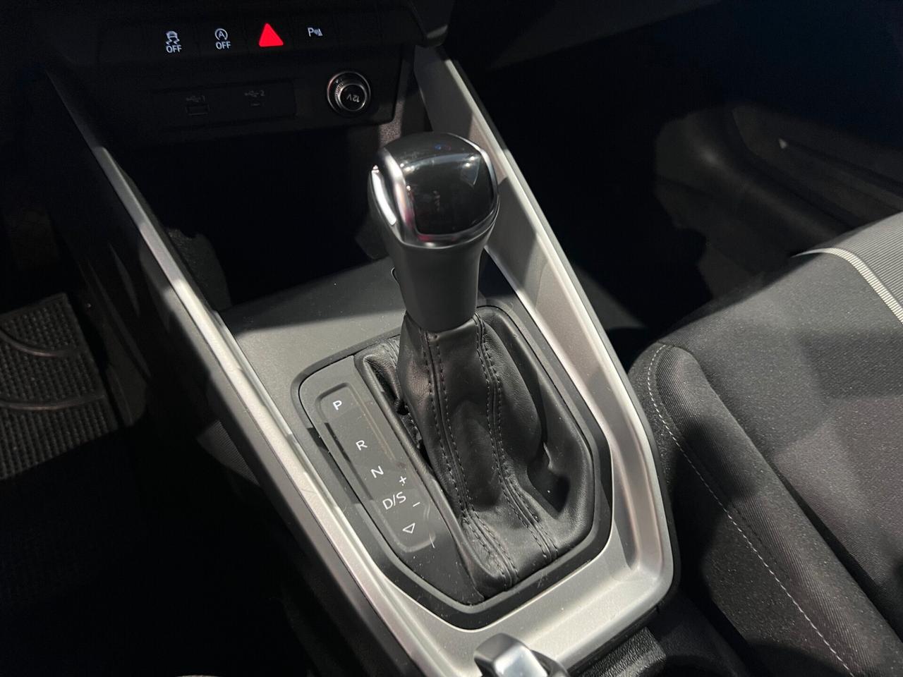 Audi A1 citycarver 30 TFSI S tronic Identity Contrast