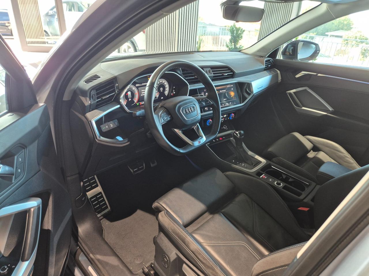 Audi Q3 35 TDI S tronic Sline edition IDENTITY BLACK