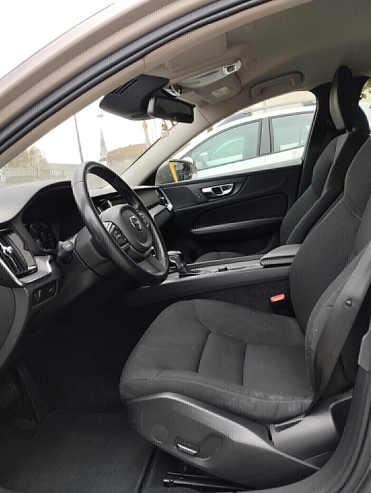 VOLVO V60 S.W. 2.0 TDI 150cv D3 Geartronic Business Plus