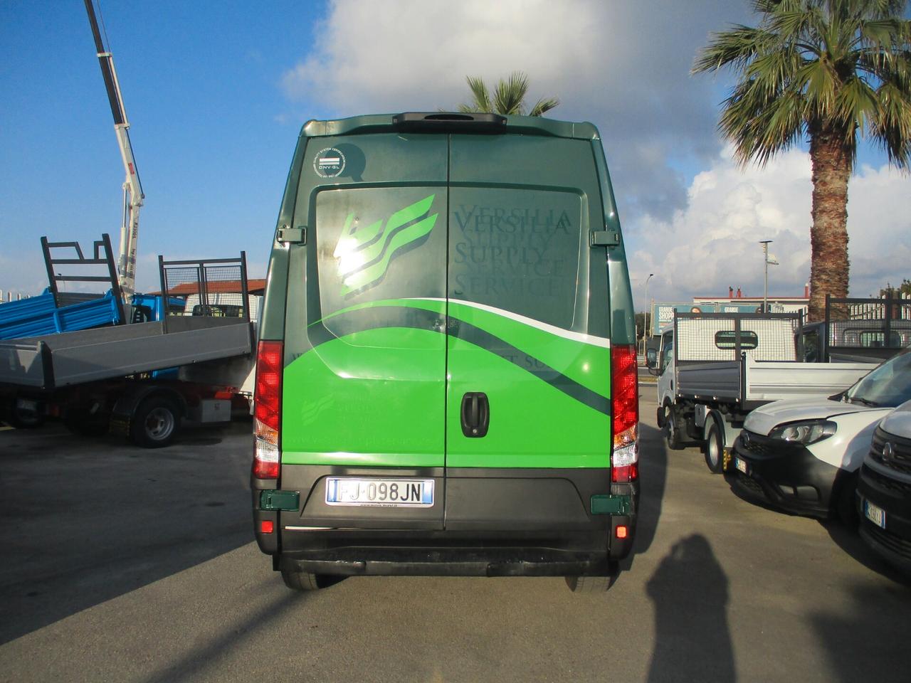 Iveco Daily 35S12 2.3 120CV E6B FURGONE PASSO MEDIO