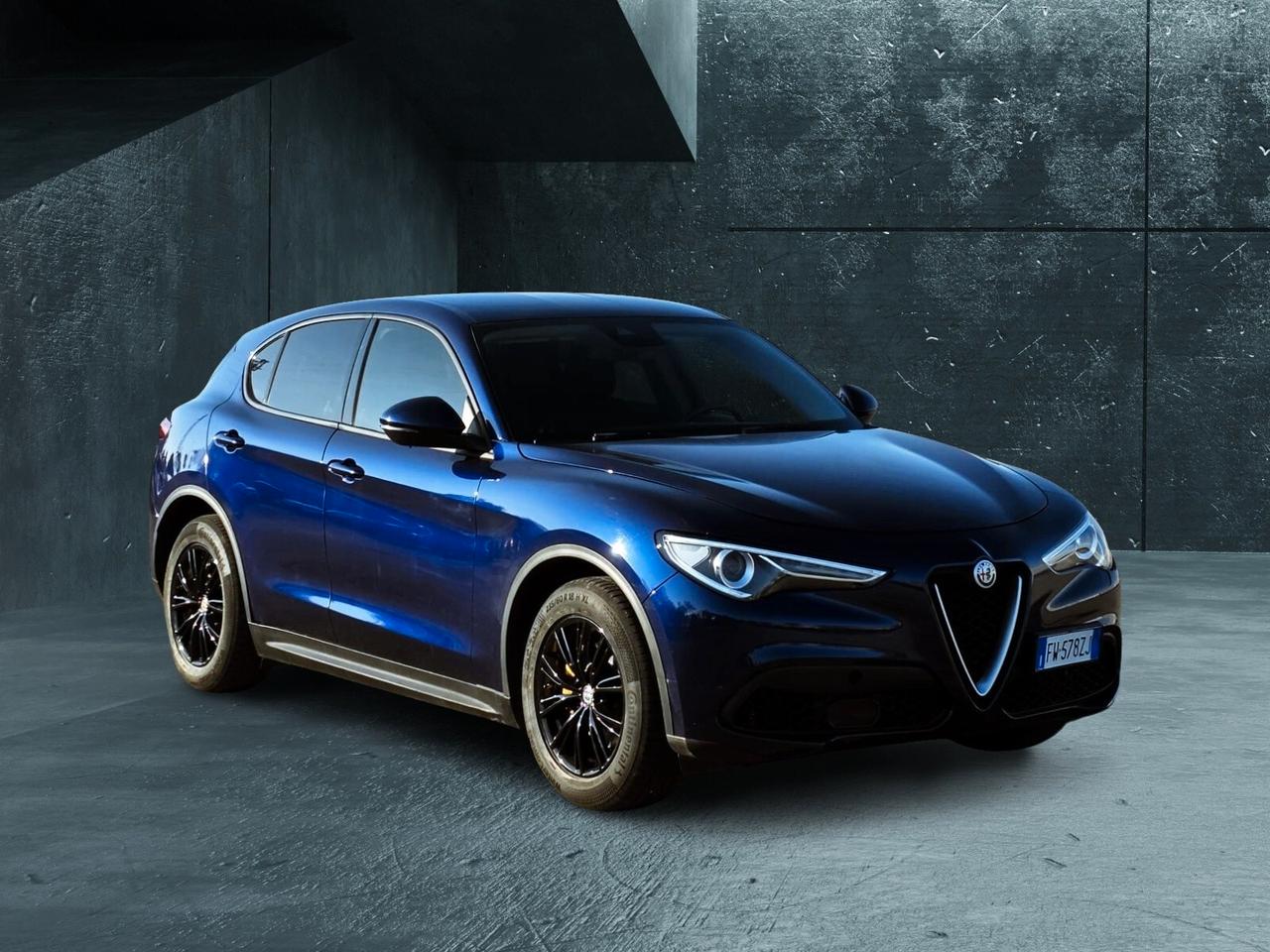 Alfa Romeo Stelvio 2.2 Turbo Diesel 160CV Super AT8 RWD