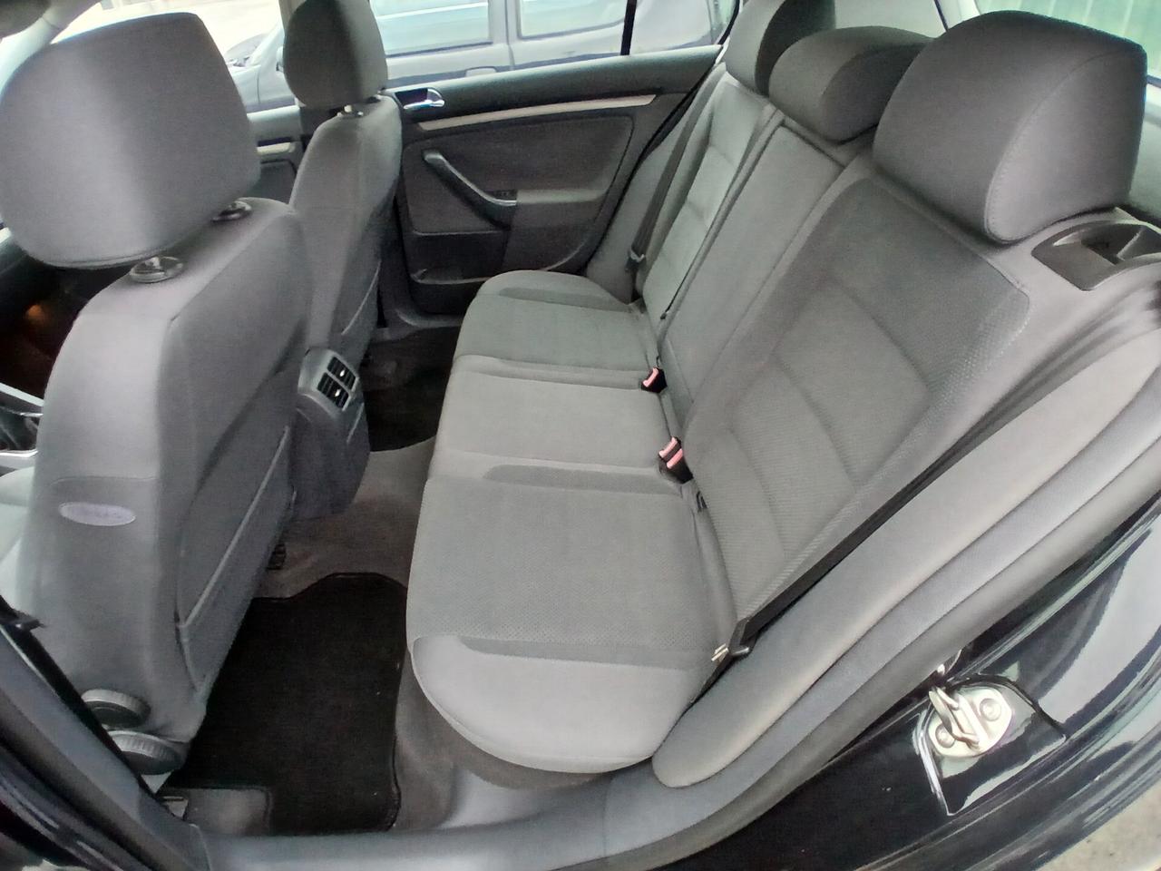 Volkswagen Golf 1.9 TDI 105CV 5P 2004