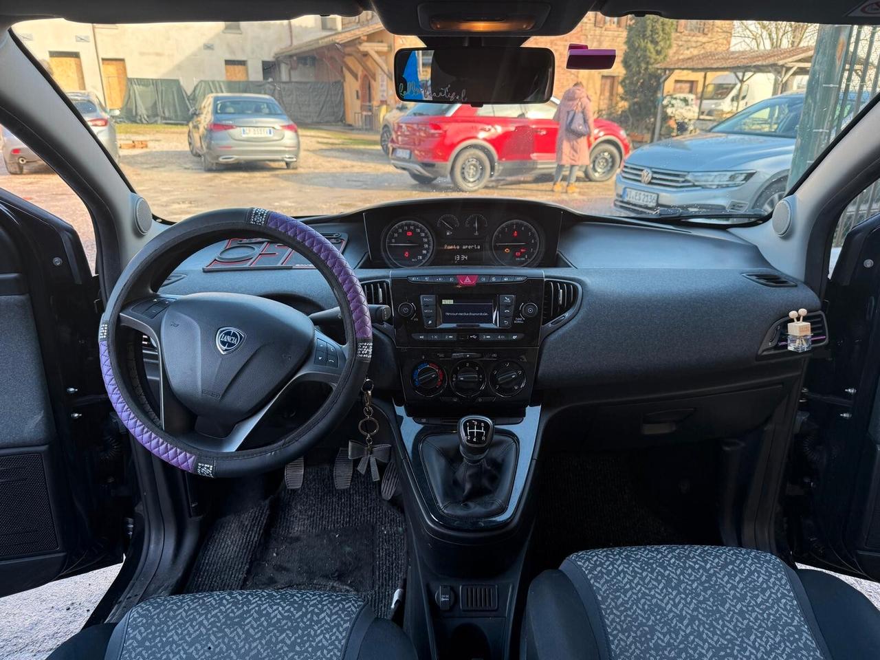 Lancia Ypsilon 1.2 69 CV 5 porte S&S Elefantino Blu