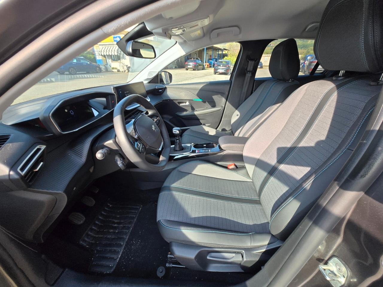 Peugeot 208 PureTech 100 Stop&Start 5 porte Allure