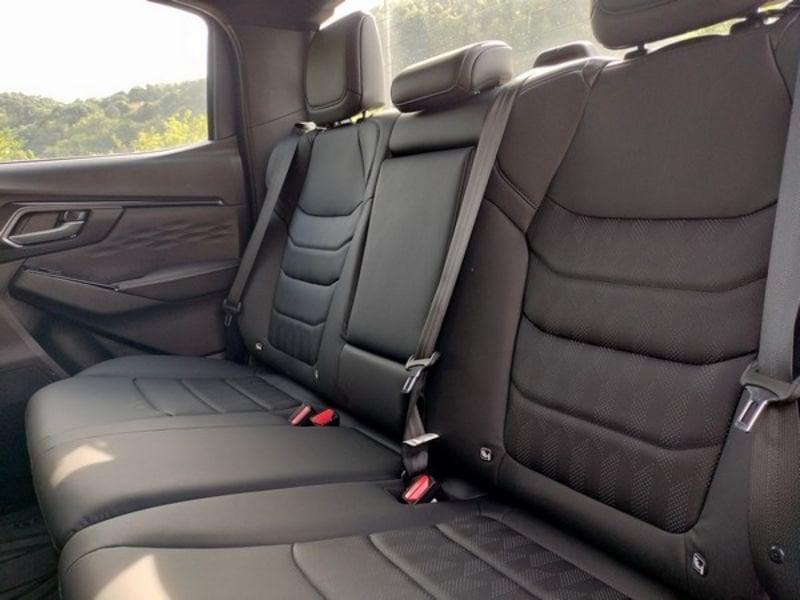 Isuzu D-Max N60 1.9 aut. Crew Nitro Sport Cab