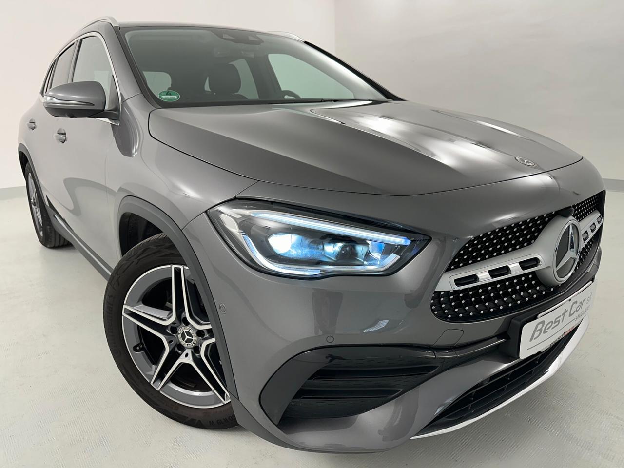 Mercedes-benz GLA 180 Automatic Premium